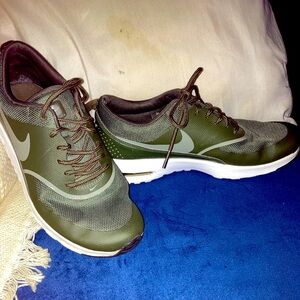 Nike Air Max Thea running shoes